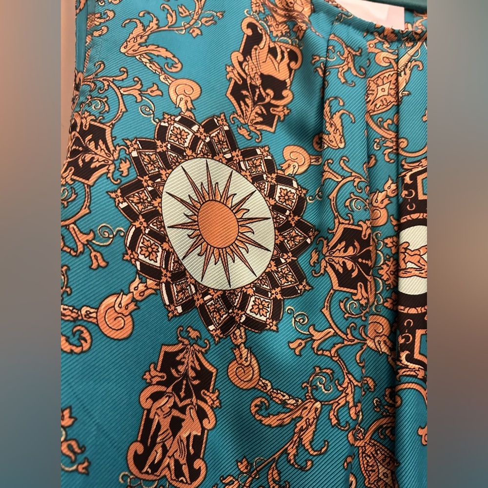 Talbots NWOT Silk File Top Zodiac Print sz 20 sleeveless turquoise, gold, white - Picture 2 of 15
